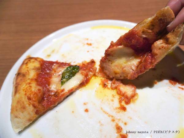 ピザ専門店「レンチンしないで！」　おいしいピザの温め方に目からウロコ