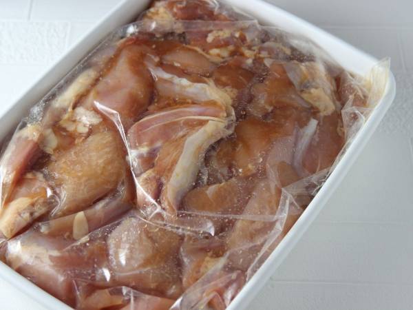 鶏肉の保存は冷蔵と冷凍、どっち？　事実に「ためになった」「実践します」