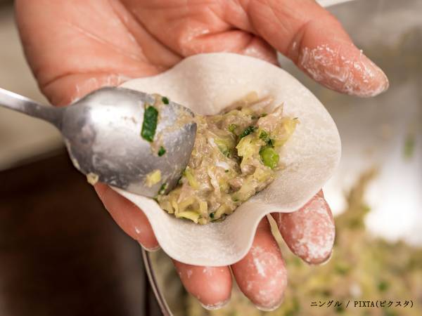 その手があったか！　餃子を『包まずに』作るアイディアに「なるほど」