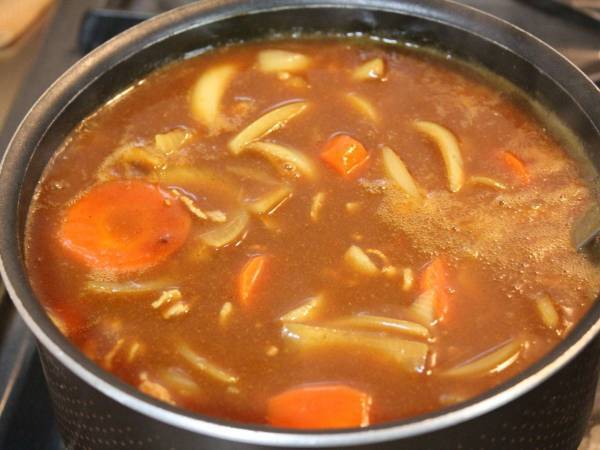 カレーの隠し味にソレ使う？　企業の発想に「マジかよ」「これはこれで合理的」