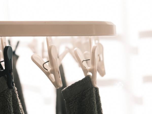 花粉の時期の外干し　注意点は？　企業が教えるポイントに「コレから見直す」