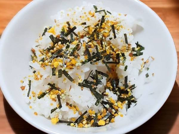 開封済みのふりかけ、保存は常温？　冷蔵？　永谷園の情報に「ゲゲッ」「見直す」