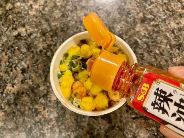 日清「少し入れてみて」　日清のちょい足しに「家で食べられるなんて」