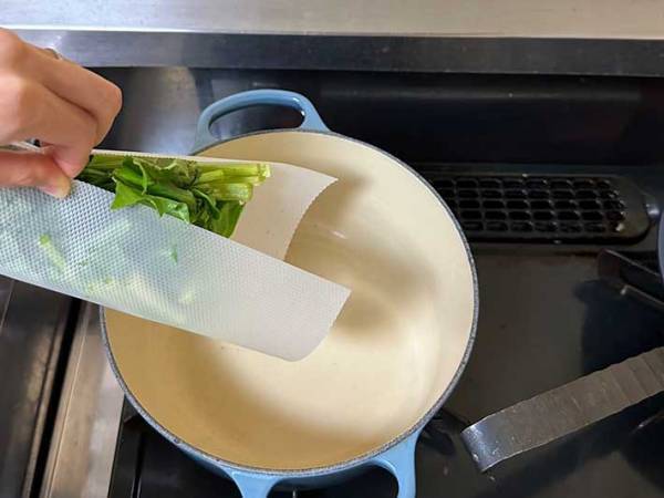 「買って損なし」「手間減った」　何度もまな板を洗うのが面倒なら…？