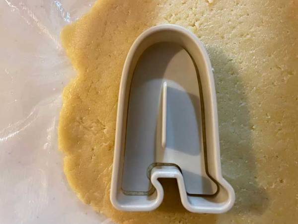 新しいクッキー型を探していたら？　セリアで見つけたものに「笑った」「これはジワる」