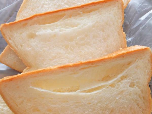 食パンで即席のアレが…？　ローソンの発想に「これは妙案」