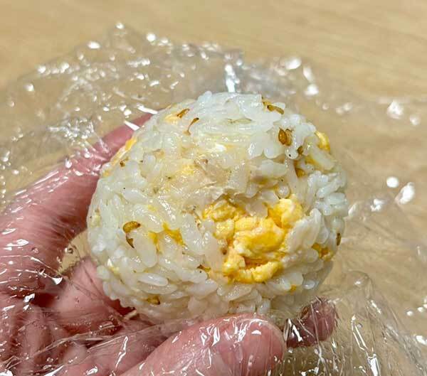 炒り卵とツナのおにぎりに反響　「作ったら即消える」「おいしくて飛んだ」