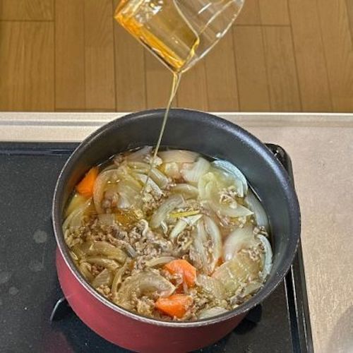 カレーの下ごしらえ、途中でアレを入れると？　思わぬ効果に「なんと！」「超うまそ」