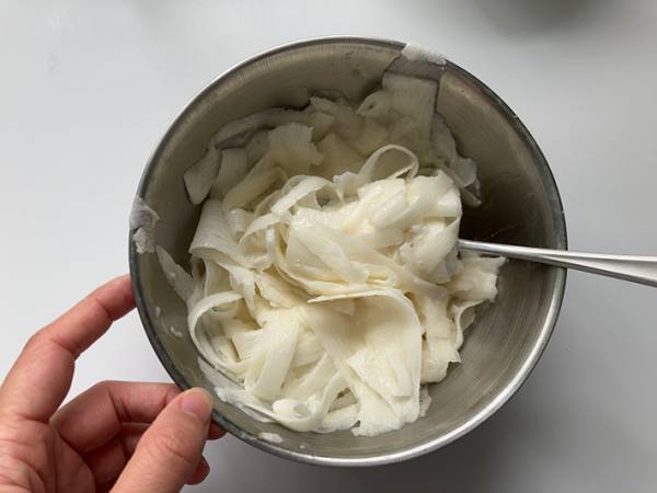 すりおろすのが面倒な長芋、アレを使うと？　「これならできる」「盲点だった」