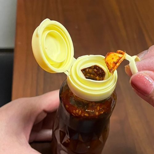 キャップの中栓、どうすれば開けやすい？　正しい方法に「そうだったのか」「勘違いしてた」