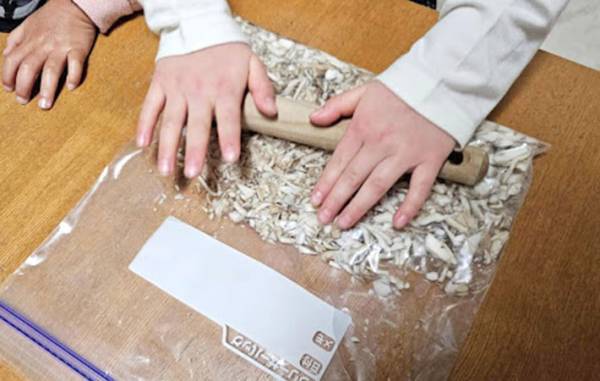 安いステーキ肉、そのまま焼いてる？　超柔らかくする方法に子供が大騒ぎ