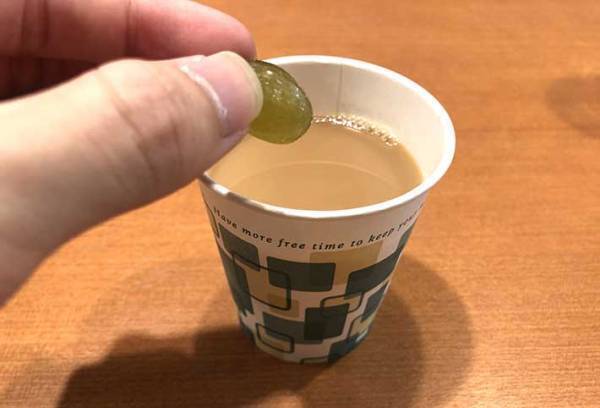 ミルクティーに『アレ』を入れたら感動！　「本当においしい」「明日やってみる！」