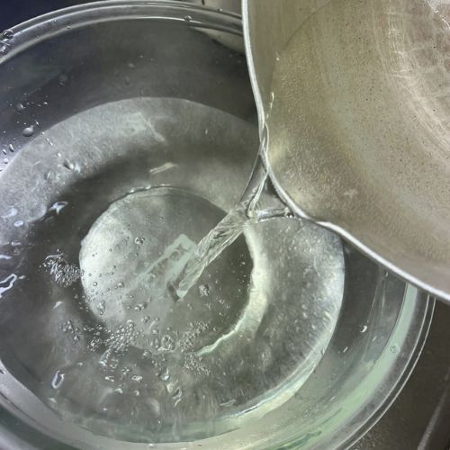 変色防止にも！　レタスを長持ちさせる『５０℃洗い』が必見な理由