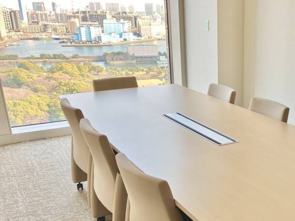 覚えておくと便利！　応接室の上座・下座の席順マナー