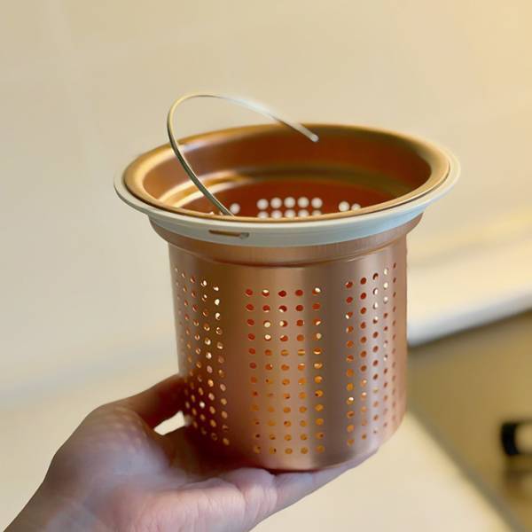 シンクのゴミ受けをあの素材に変えた！　その結果が…？