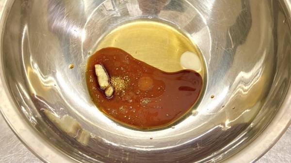 混ぜてご飯にのせるだけ！　シェフ太鼓判の絶品丼に「これ１００点」