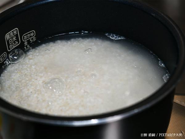 米をふっくら炊き上げるコツ！　浸漬時間を気にすると？　「とても参考になった」