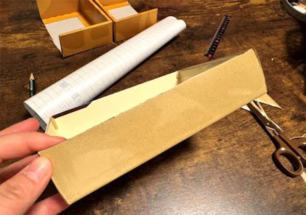 バレンタインにもらったチョコ　箱が超かわいくて捨てられないので…？