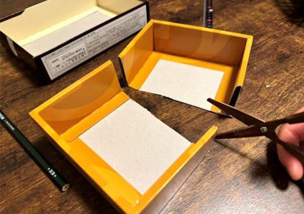 バレンタインにもらったチョコ　箱が超かわいくて捨てられないので…？