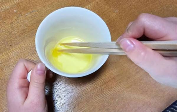 『パインアメ』の全く思いつかなかった食べ方に、７歳の娘が大興奮！