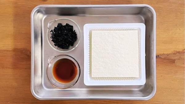 料理研究家がおすすめ！　豆腐と乾燥ワカメで作る『超時短レシピ』