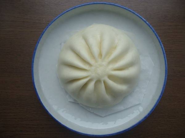 スーパーの肉まん、アレを被せて温めてみると？　新宿中村屋の情報に「ふっくら」