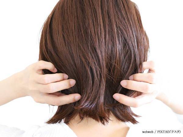 『結び跡』が付きにくい髪の結び方とは？　方法に「これガチだった」「普通にすごすぎ」