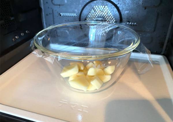 『6Pチーズ』をつぶしたアレで包むと…？　家族「絶対また作って！」