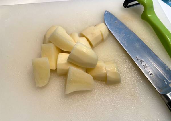 『6Pチーズ』をつぶしたアレで包むと…？　家族「絶対また作って！」