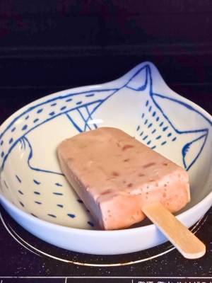 あずきバーがまさかソレに…？　井村屋の遊び心に「うひょー！」