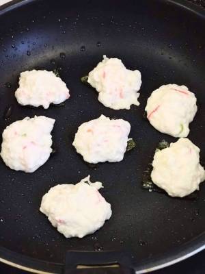 豆腐と片栗粉で作る『もちもちおつまみ』に「最高」「手が止まらない」