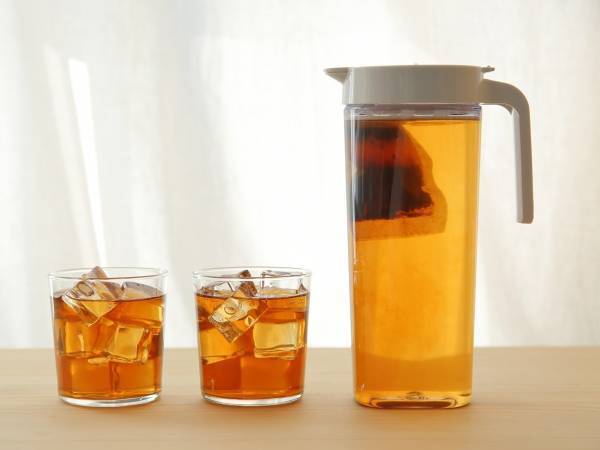 麦茶を常温で保存するのは危険？　正しい保存方法に「気を付けます」