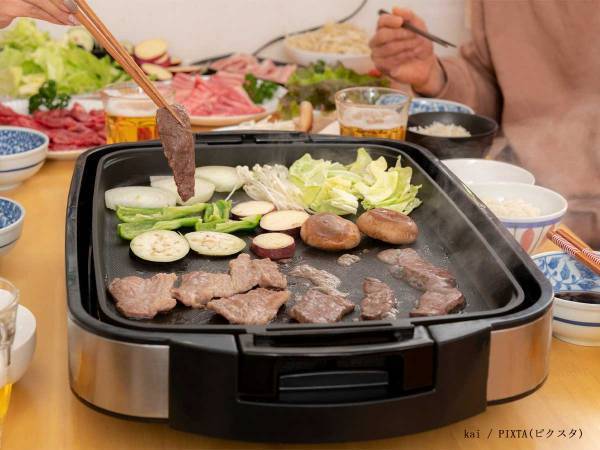 家で焼き肉したら煙まみれ…　対策に「知らなかった」「簡単そう」