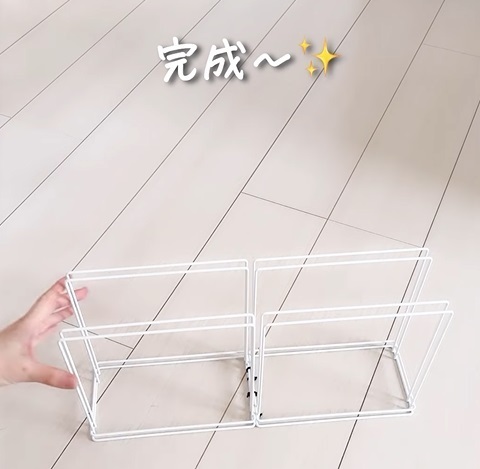 セリア『ワイヤーふきんかけ』の思いがけない活用法に「万能すぎ」「コレ欲しい」