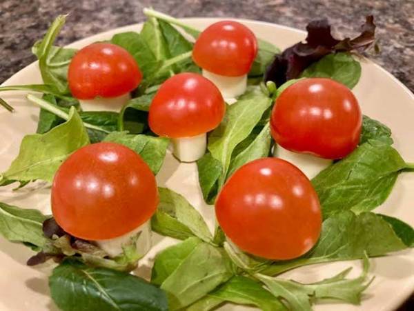 『さけるチーズ』の斜め上の食べ方に「ちょっと笑っちゃった！」