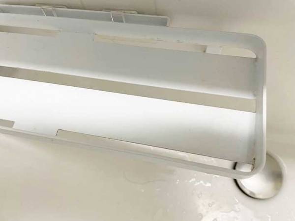 メラミンスポンジが棒状に進化！　セリアのグッズに「助かった」「考えた人最高」