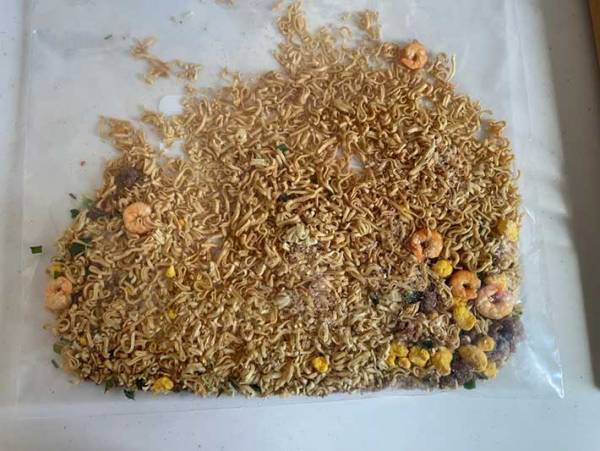 湯を注がない『カップヌードル』の食べ方に「ちょっと感動」「５分で完成」