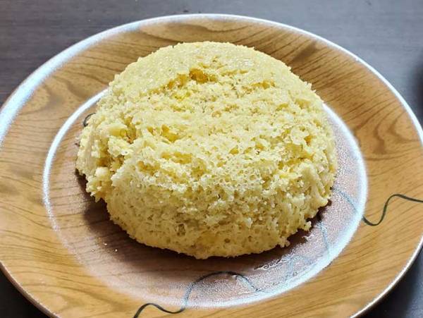 スーパーカップを溶かして…？　完成したものに「超簡単！」「計量もなし」