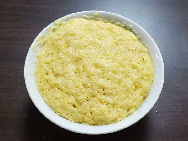 スーパーカップを溶かして…？　完成したものに「超簡単！」「計量もなし」