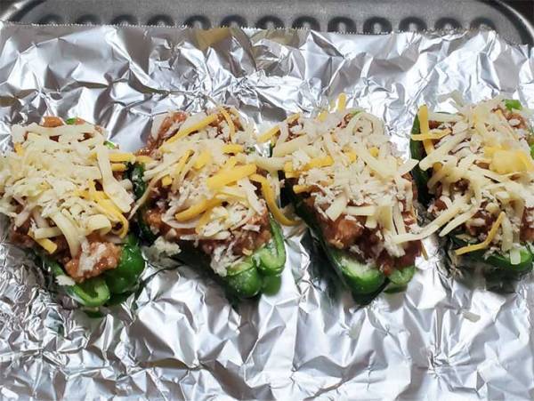 肉だね作り不要のピーマンの肉詰め　「こんなにすぐできるなんて」