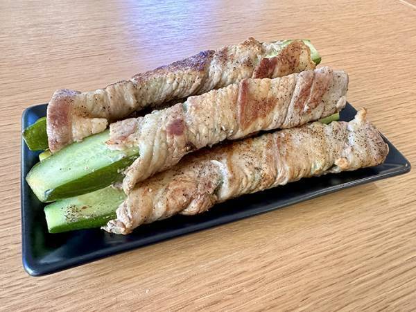 キュウリはこうして食べる！　斬新な時短料理に「その手があったか」