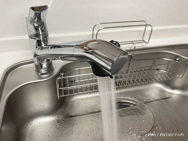 企業が教える『シンクのNG行為』とは　カップ麺の汁を流すと？