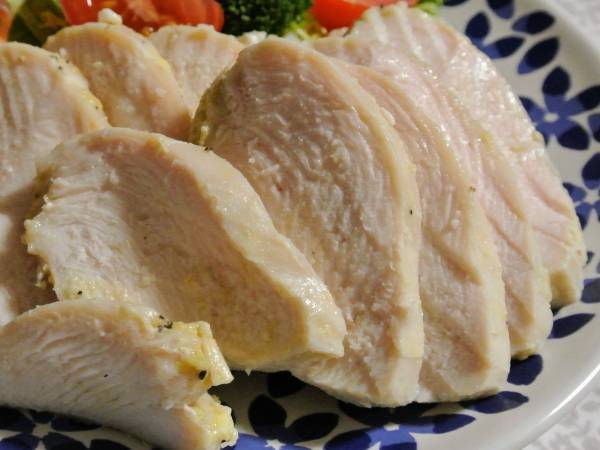 「さっぱりヘルシー」　キッコーマンが教える『レモン香る白だしサラダチキン』