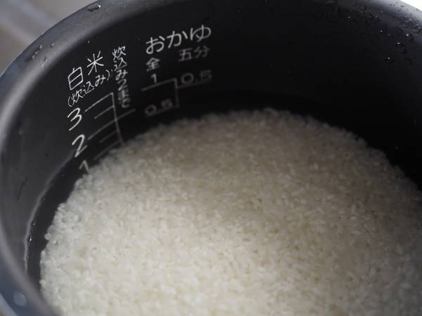ご飯を傷みにくくするために『お酢』を加えても大丈夫？　企業の回答に「そうだったのか」