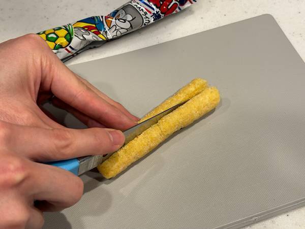 甘い『うまい棒』って知ってる…？　３社の商品でプチ贅沢気分に！