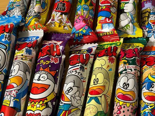 その手があったか…　ナポリタンにかける粉チーズを駄菓子で代用