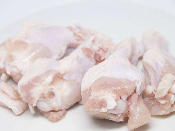 買いすぎたらすぐに冷凍　手羽元をおいしく保存する方法に「次から実践する」