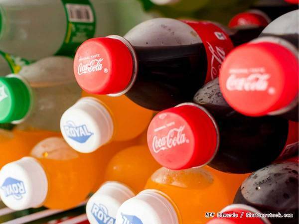 「開封時は○○に注意して」　コカ・コーラに聞いた！炭酸が吹きこぼれないコツ