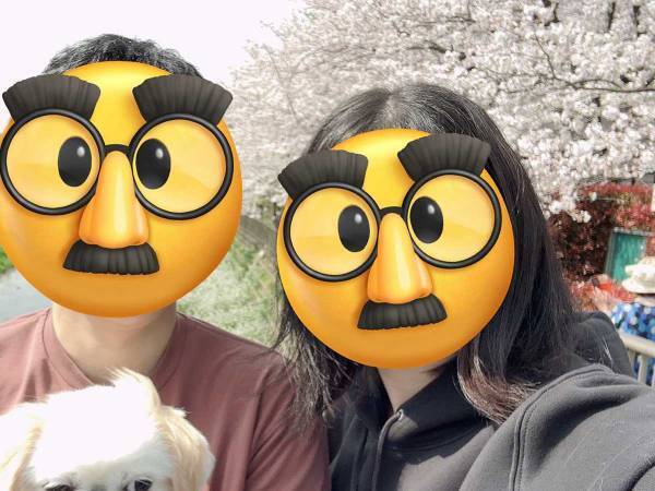 桜と写真を撮りたい夫婦　巻き込まれた愛犬の顔が…「最高の表情」「爆笑した」