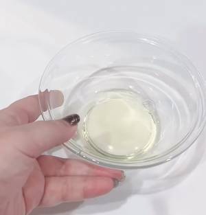 誰でも簡単にメレンゲが作れる裏技　ハンドミキサー不要の方法に「ふっわふわ」